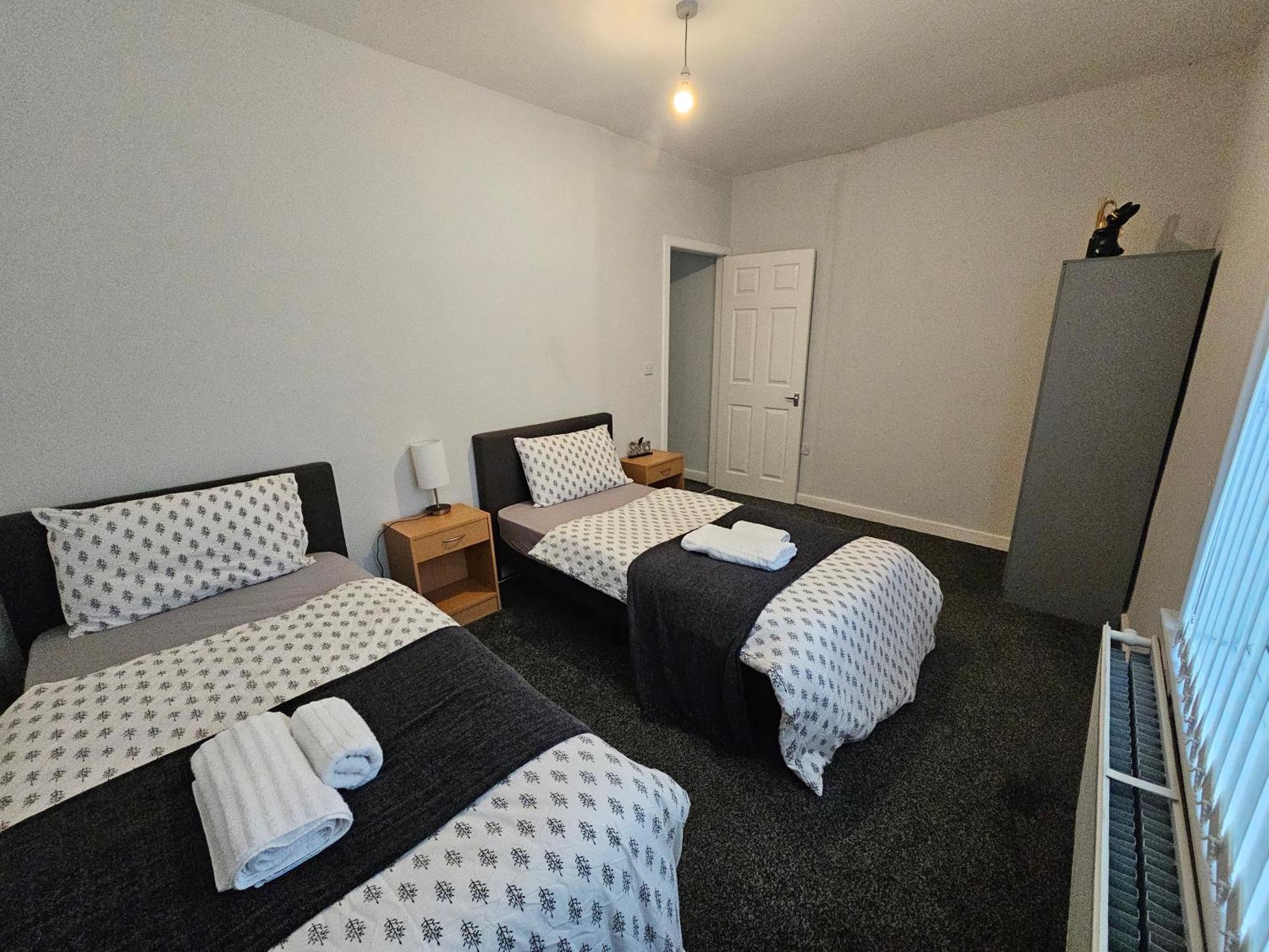 Holiday home Hillsome Hosting Manchester Denton (Tameside)